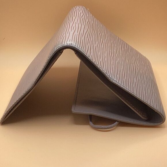 Vintage EUC Louis Vuitton Tri Fold Wallet - Picture 6 of 7